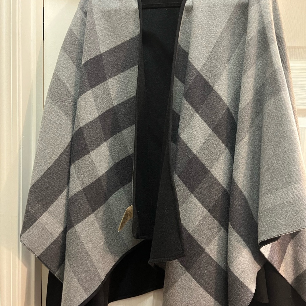 Burberry cape